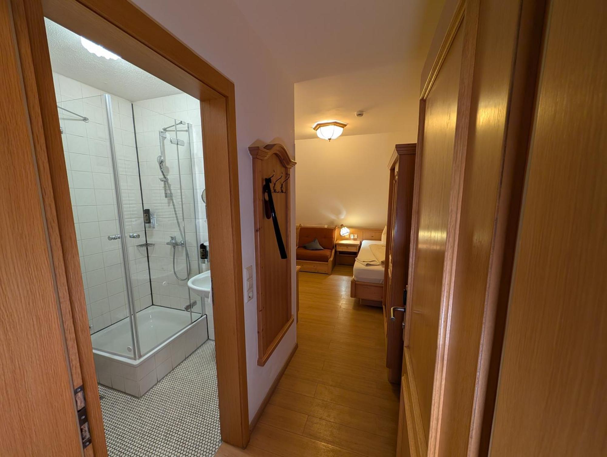 Hotel-Gasthof Zur Rose Weißenhorn 部屋 写真