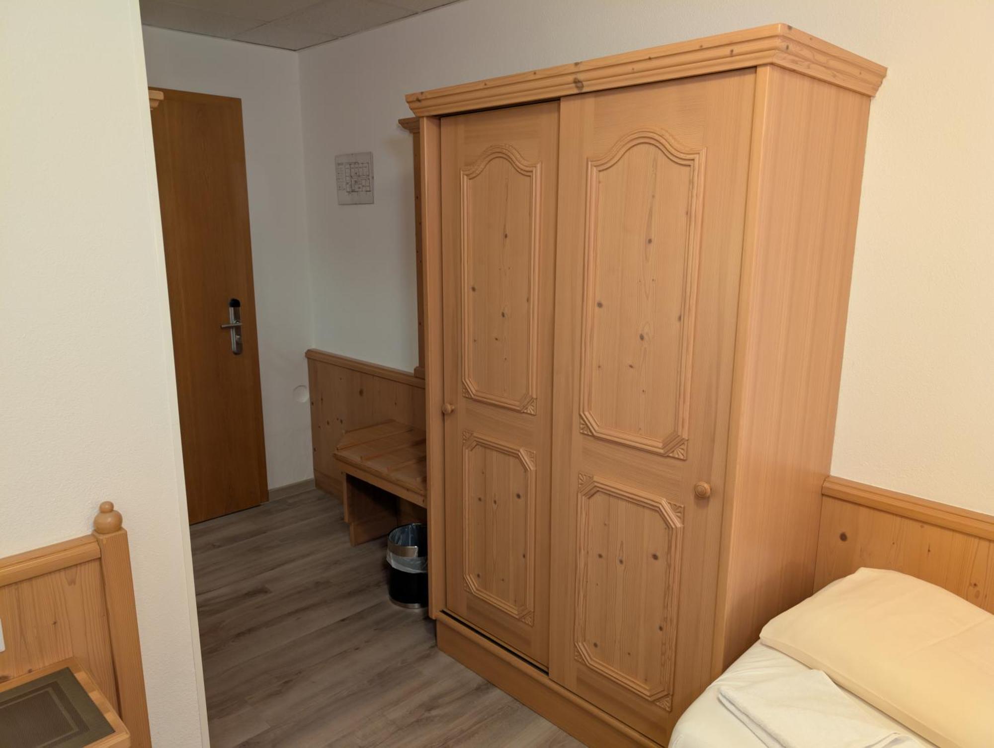 Hotel-Gasthof Zur Rose Weißenhorn 部屋 写真